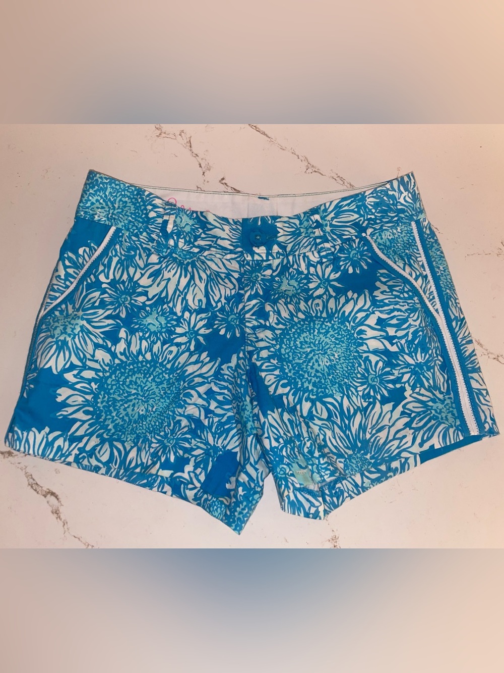 Lilly Pulitzer Women's Blue Floral Print Shorts